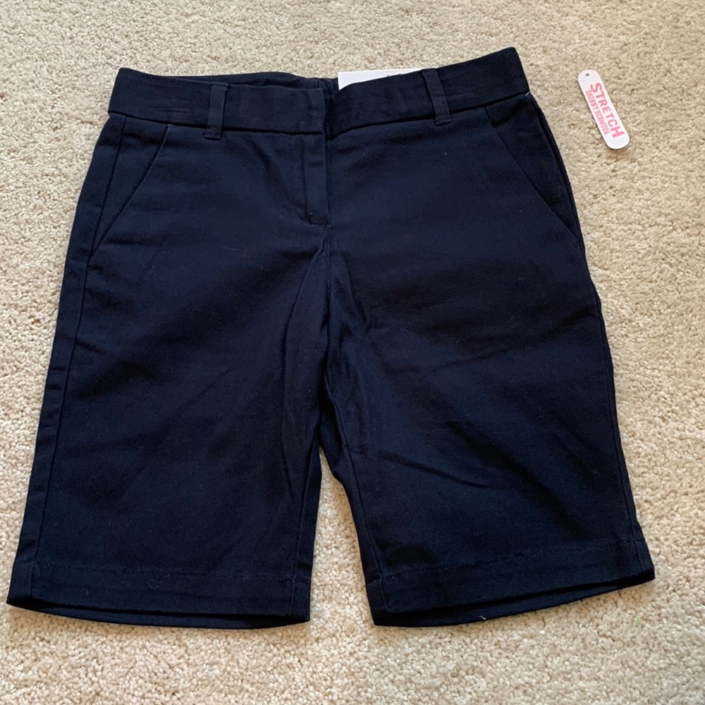 Girls 8 regular IZOD Bermuda short NWT